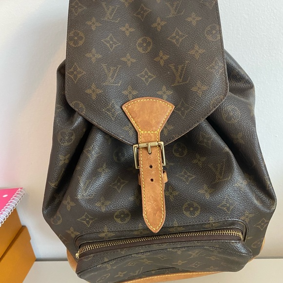 LV montsouris backpack - Picture 5 of 5